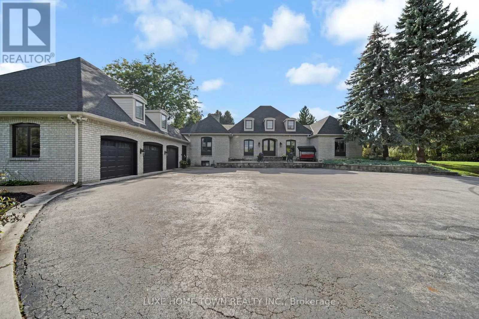 7038 GUELPH LINE
