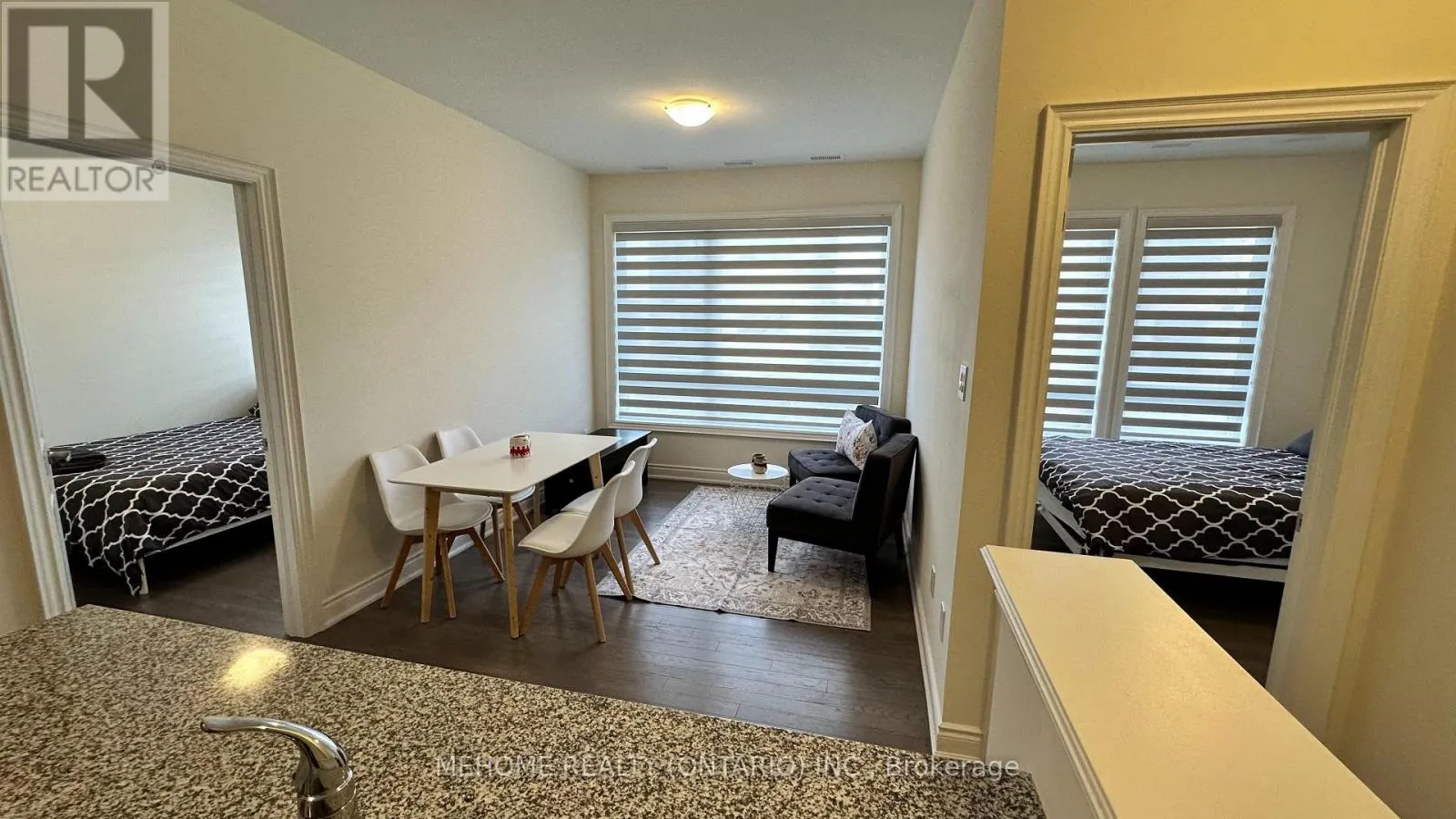 COACH HOUSE - 3346 MILLICENT AVENUE