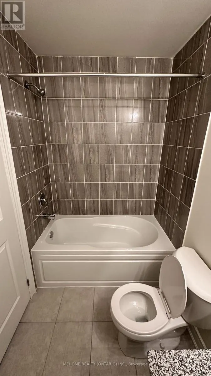 COACH HOUSE - 3346 MILLICENT AVENUE