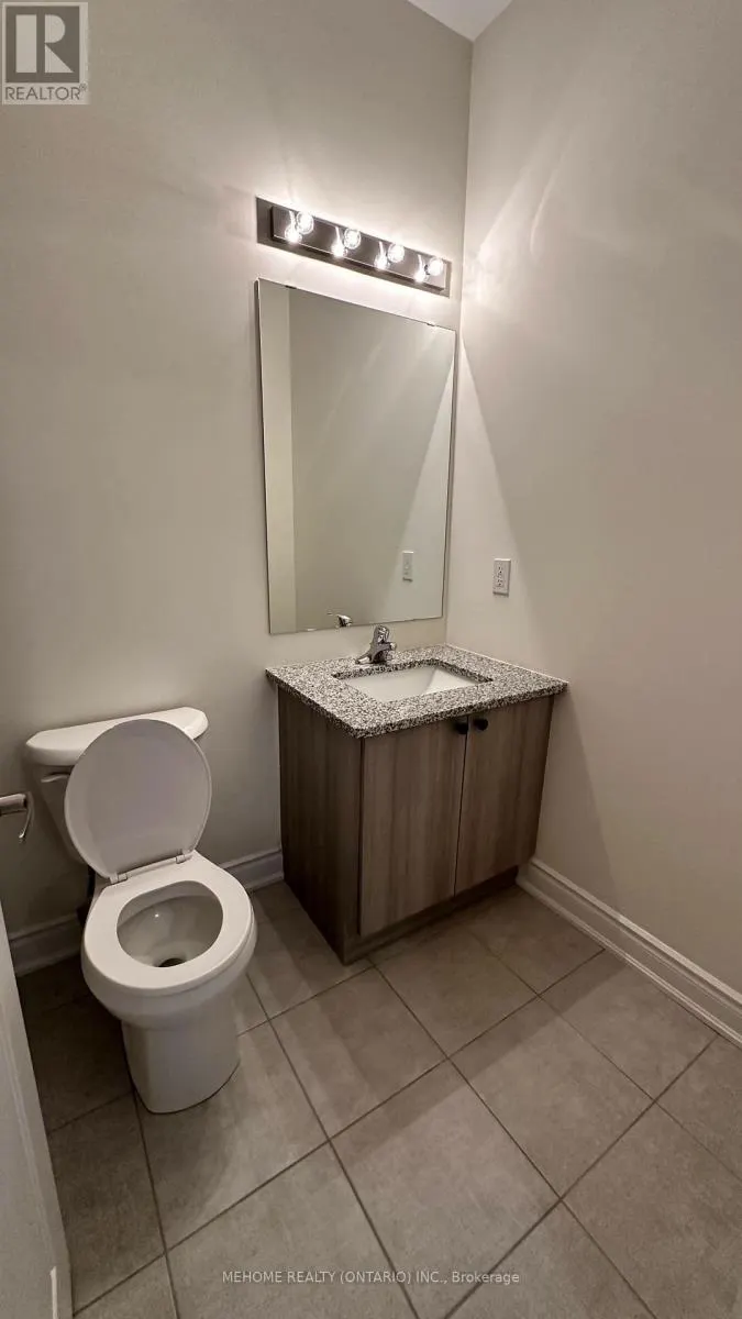 COACH HOUSE - 3346 MILLICENT AVENUE