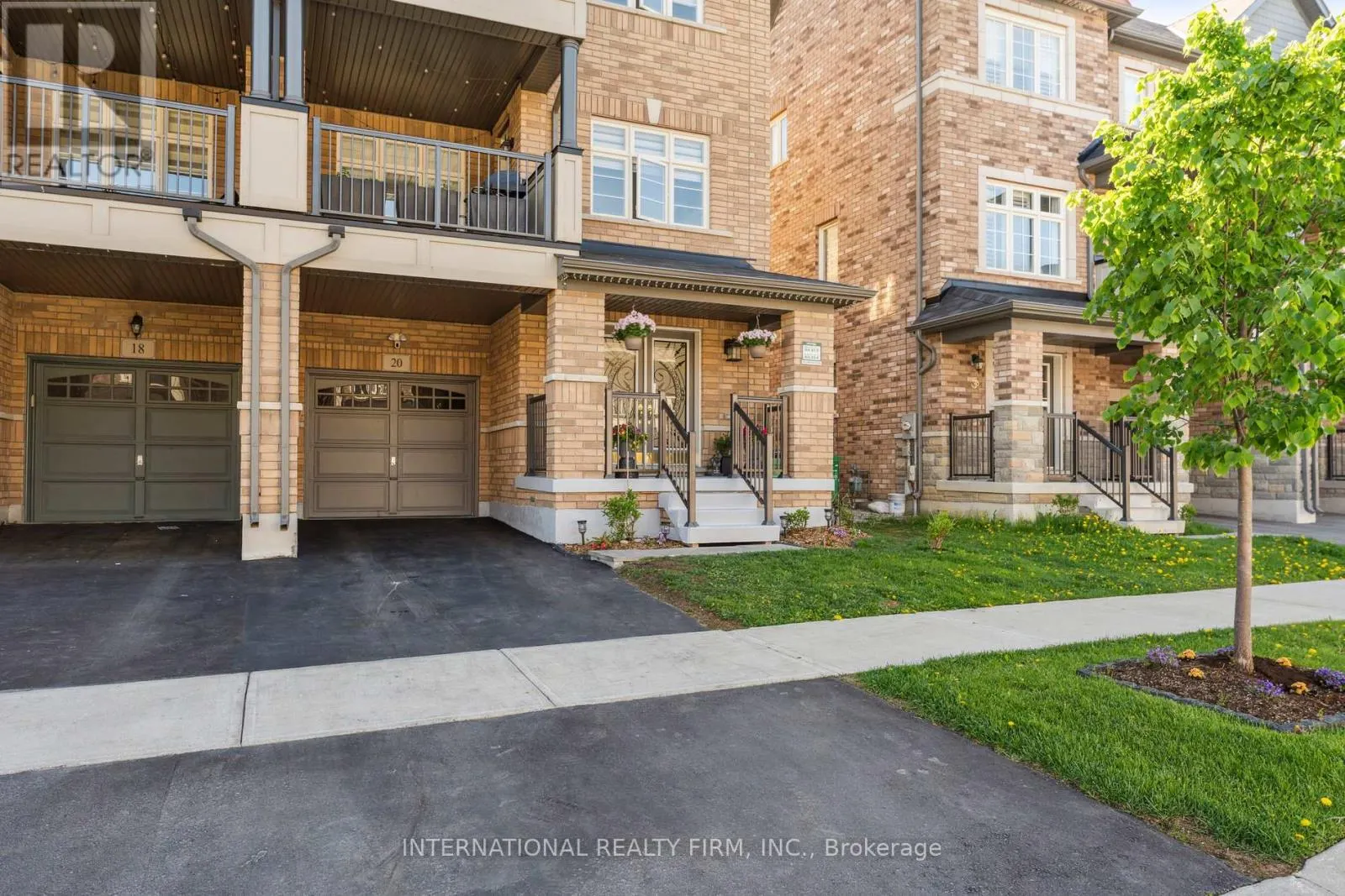 20 LOWES HILL CIRCLE