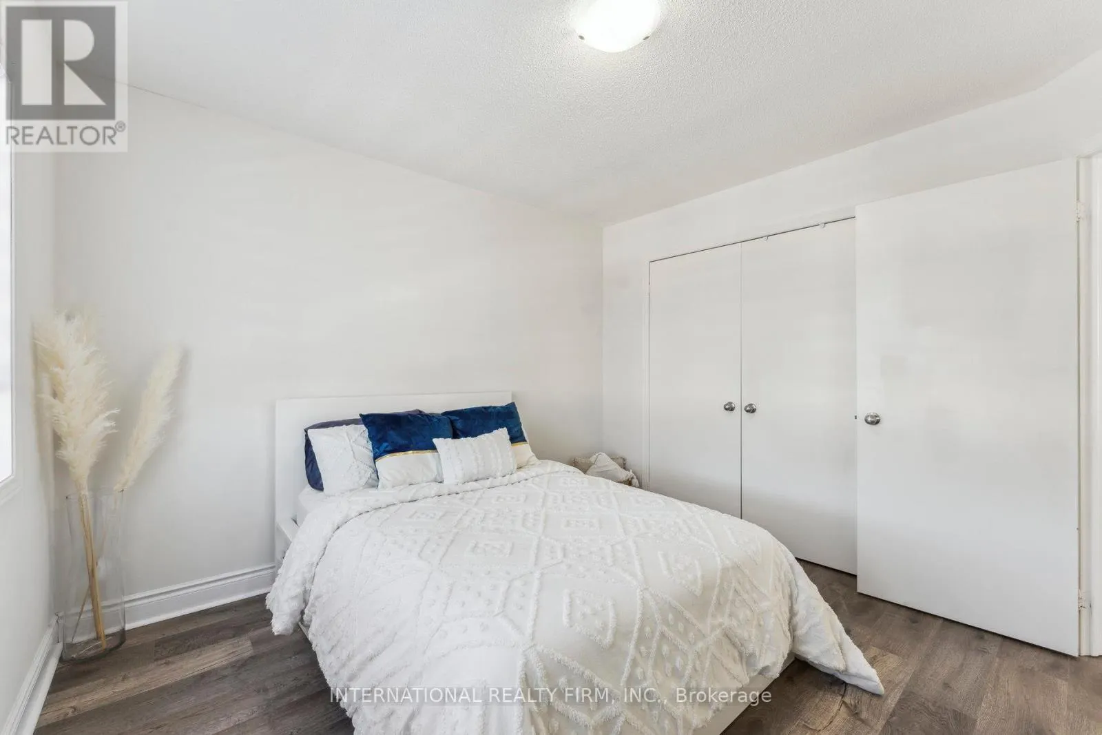 20 LOWES HILL CIRCLE