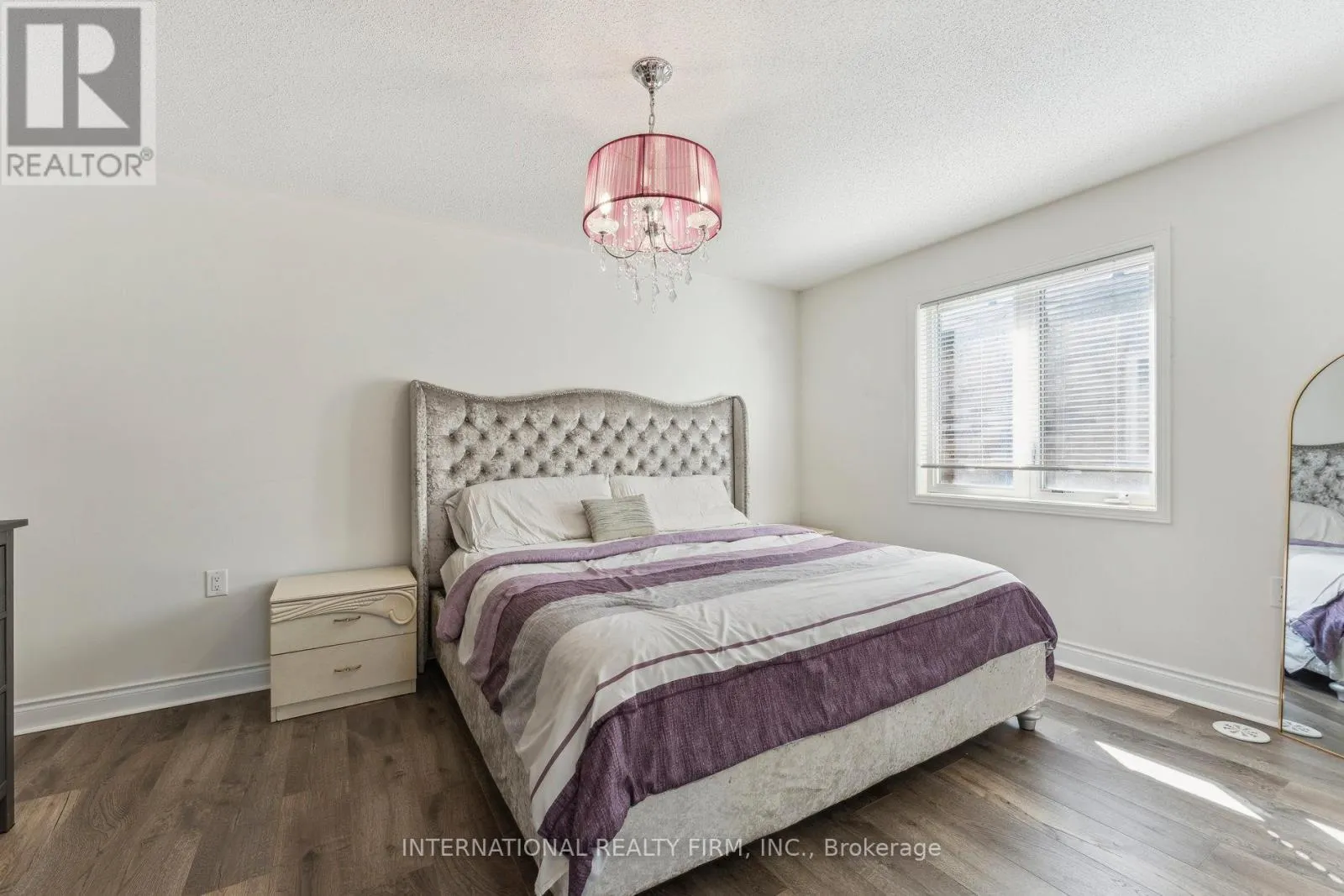 20 LOWES HILL CIRCLE