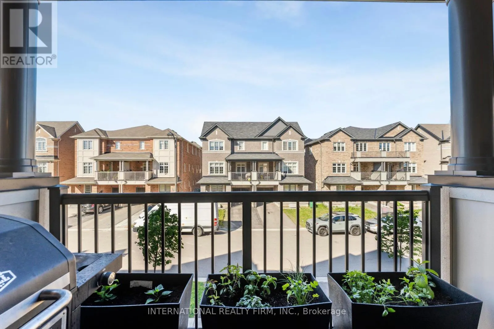 20 LOWES HILL CIRCLE