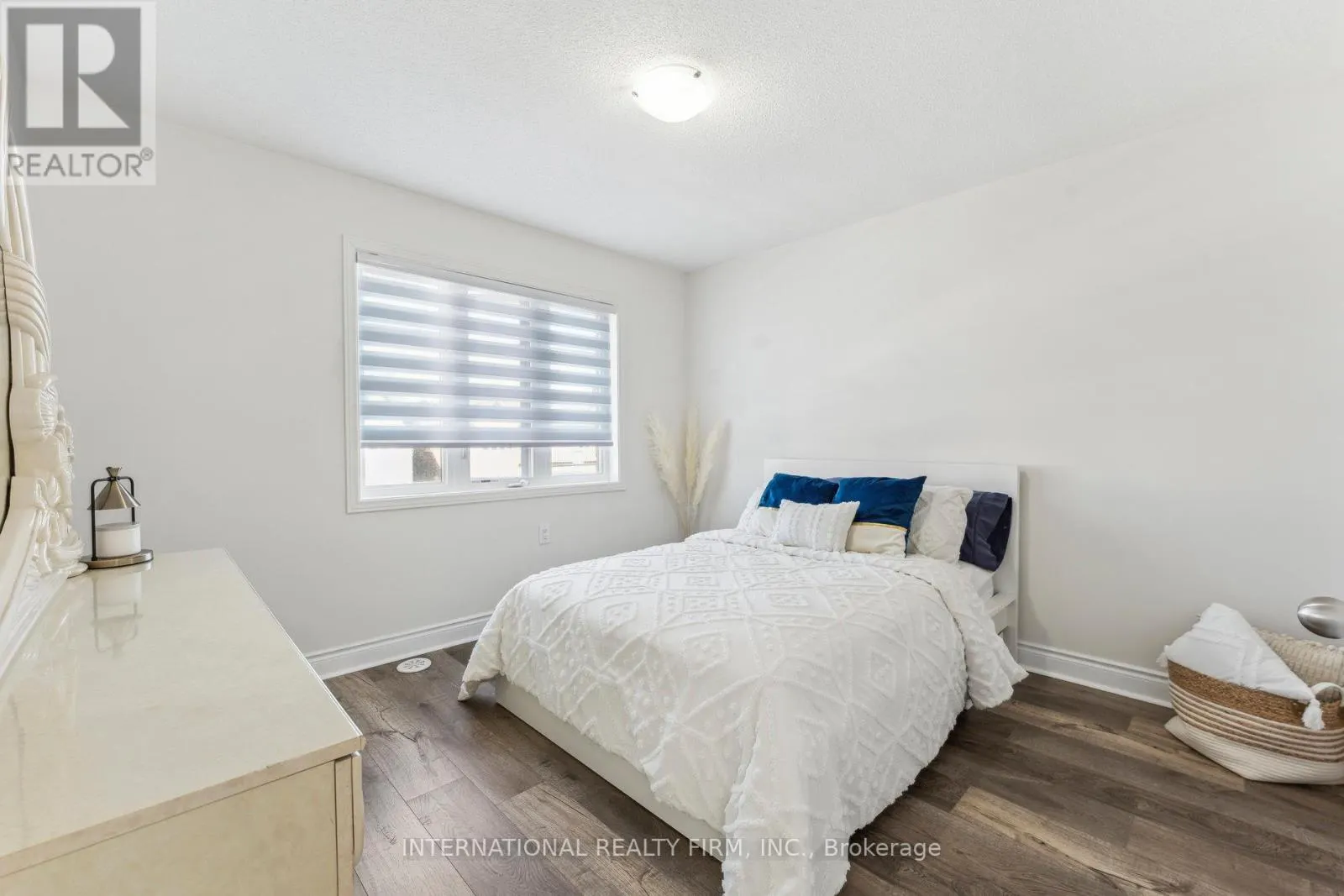 20 LOWES HILL CIRCLE