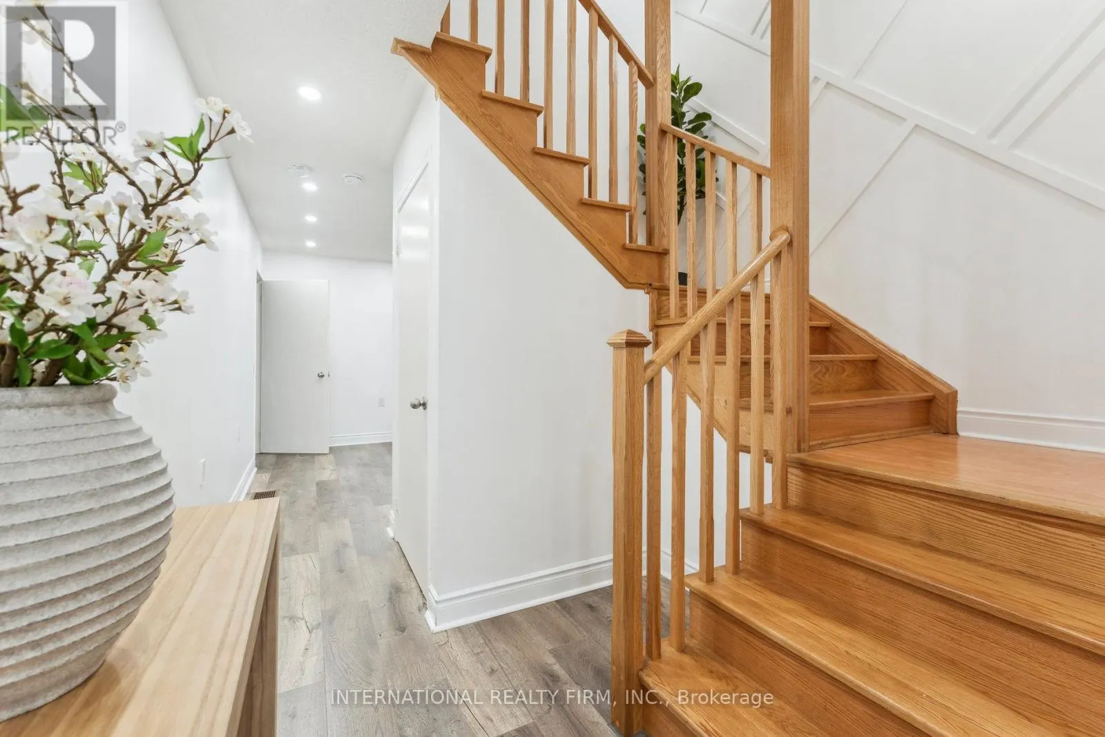 20 LOWES HILL CIRCLE