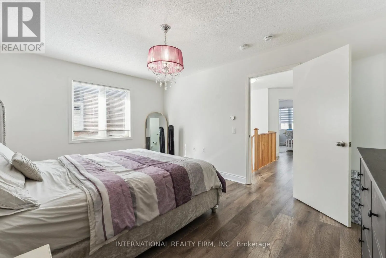 20 LOWES HILL CIRCLE
