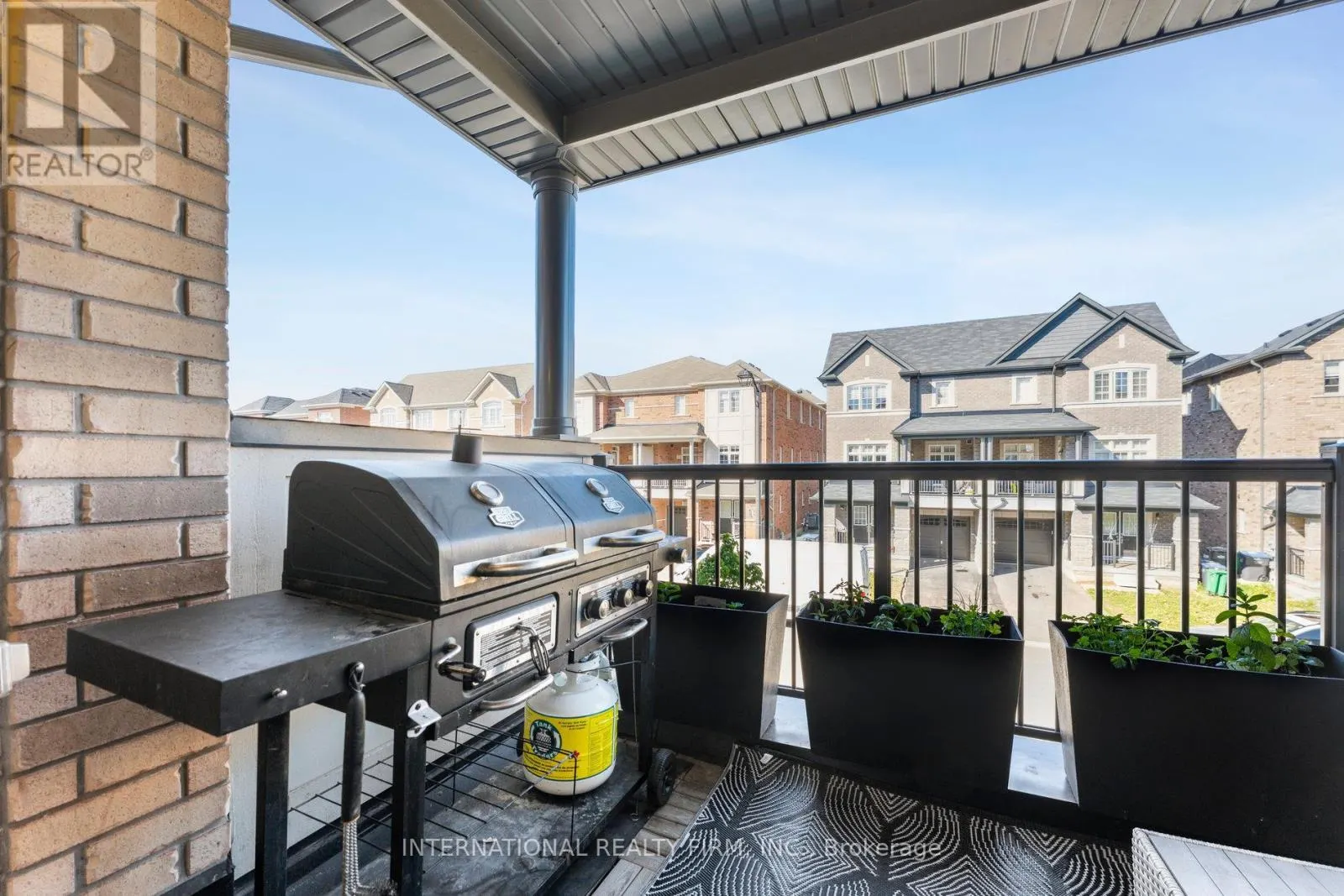 20 LOWES HILL CIRCLE