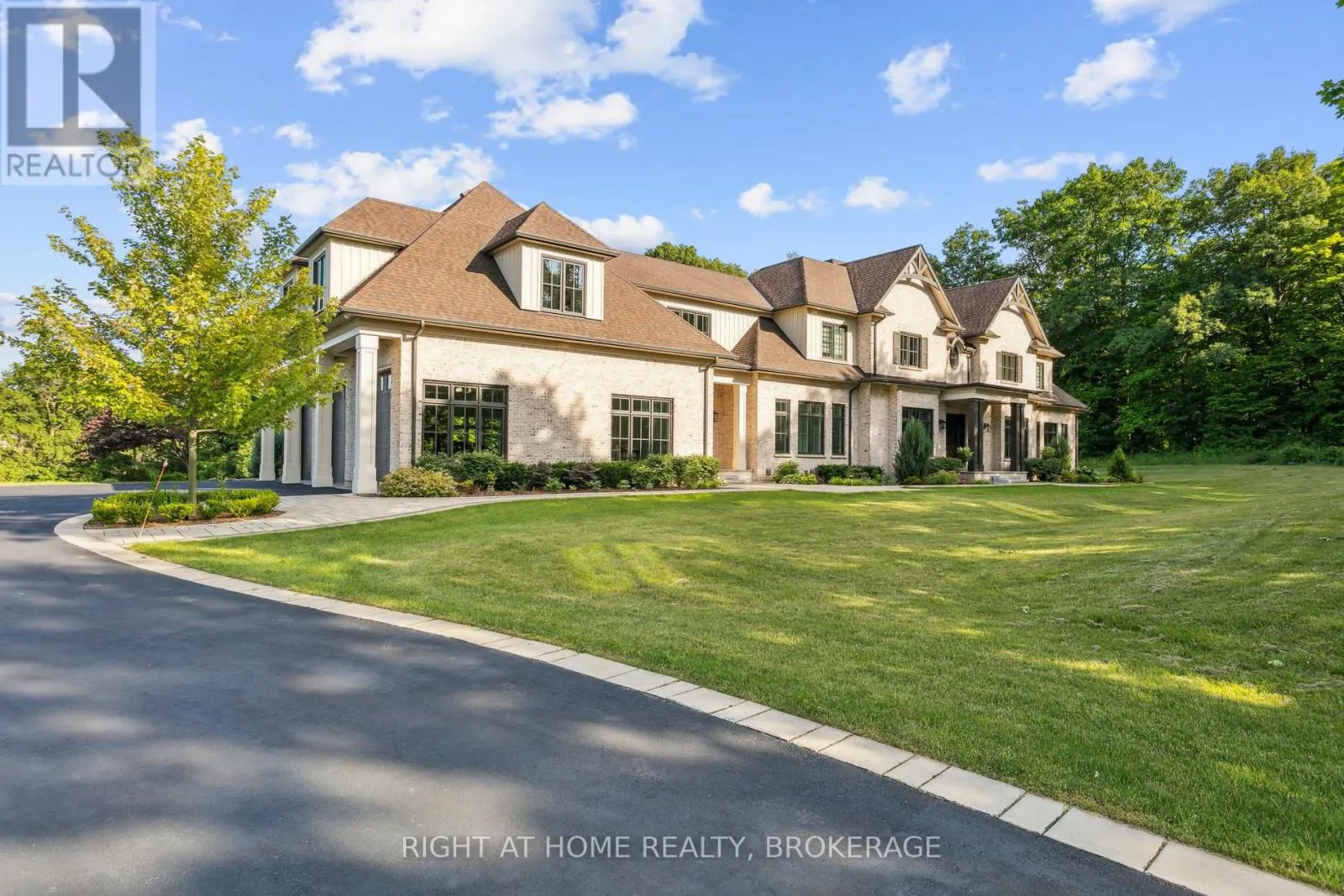 2606 HARVESTMOON LANE