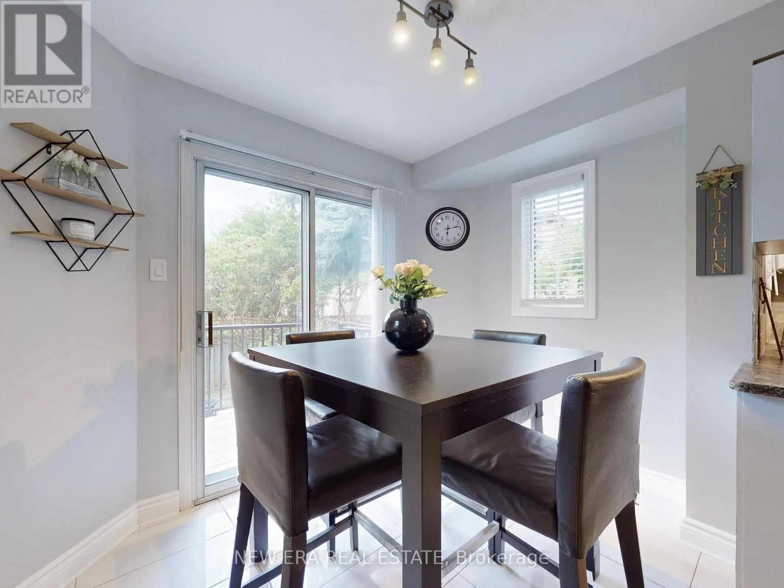 5380 FLORAL HILL CRESCENT
