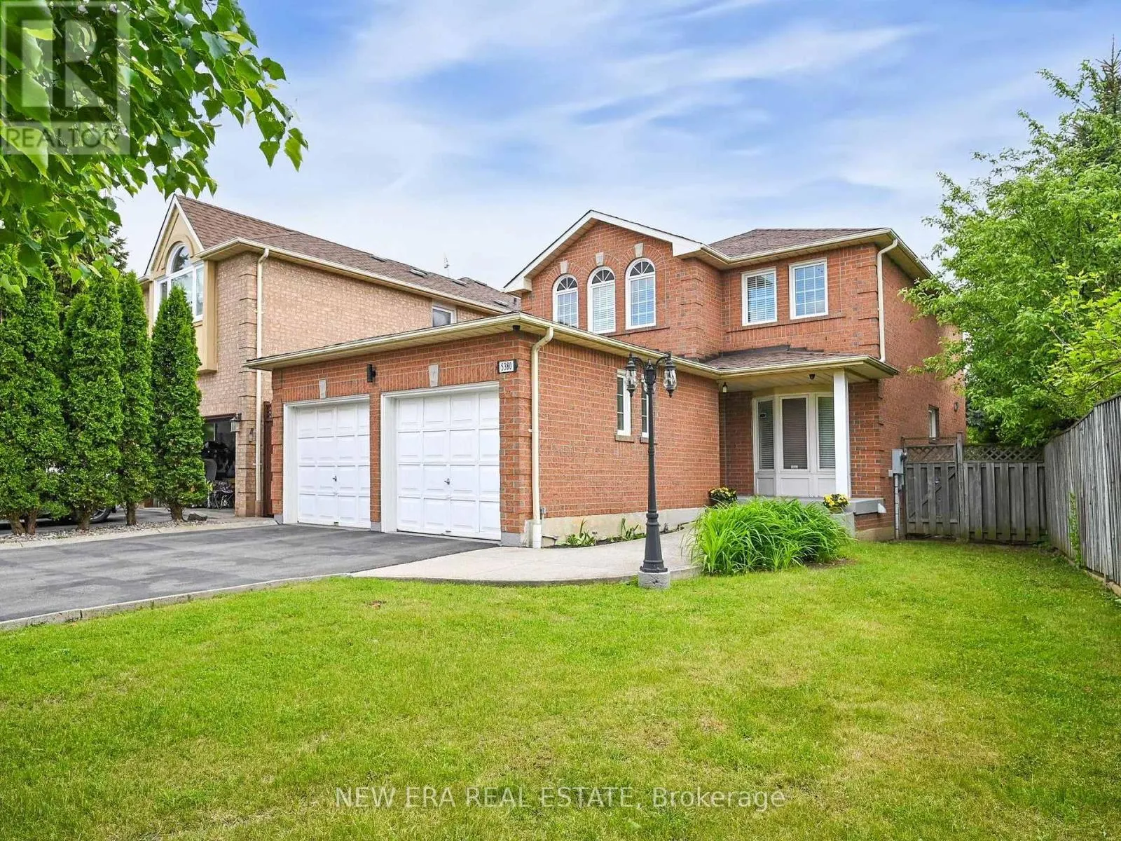 5380 FLORAL HILL CRESCENT
