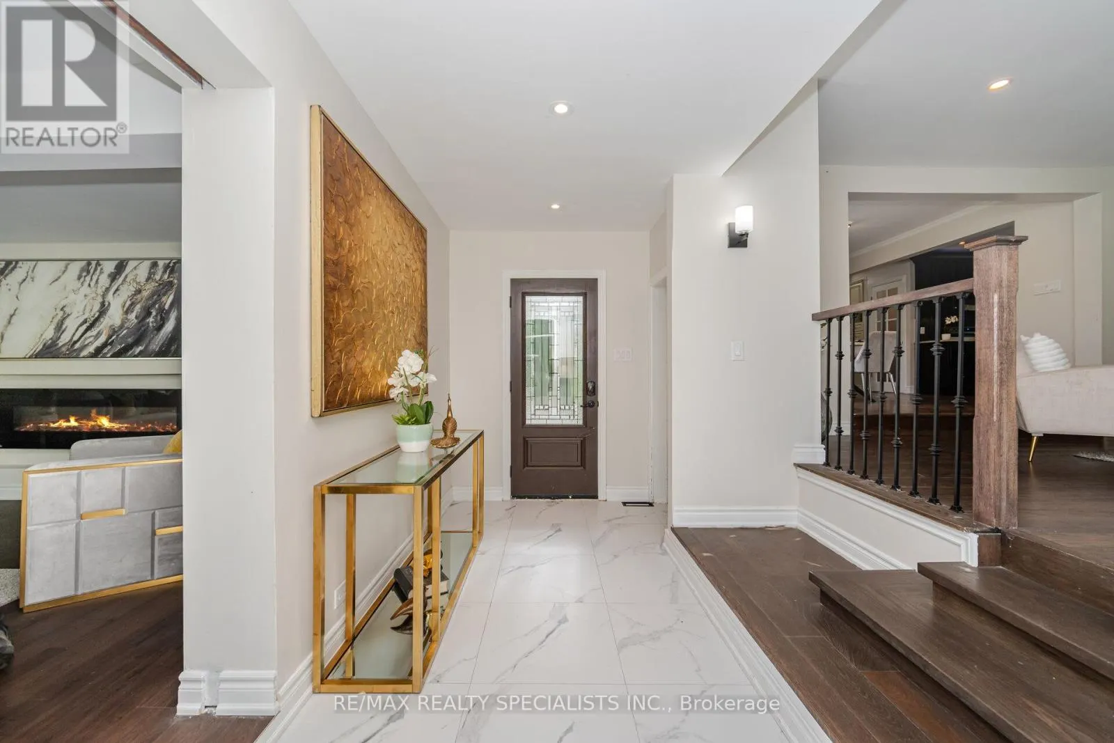 241 MAIN STREET S