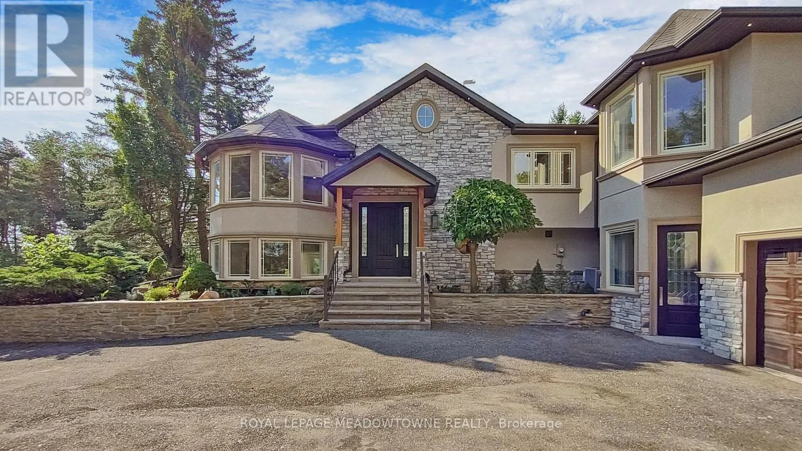 13867 HERITAGE ROAD