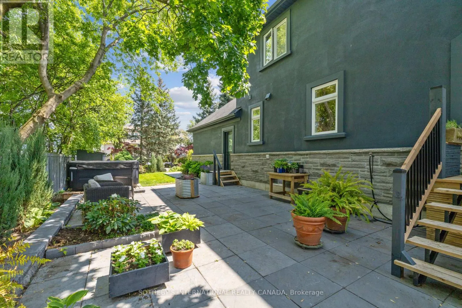 221 CARLINI COURT