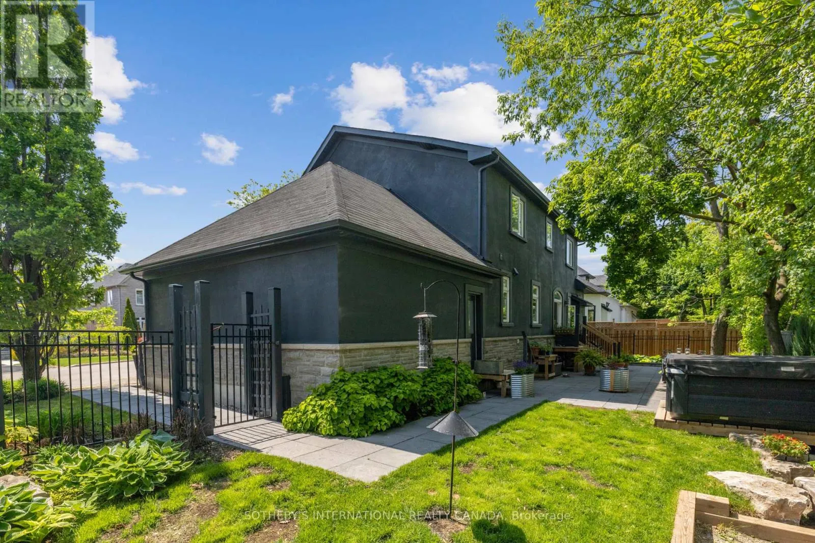 221 CARLINI COURT