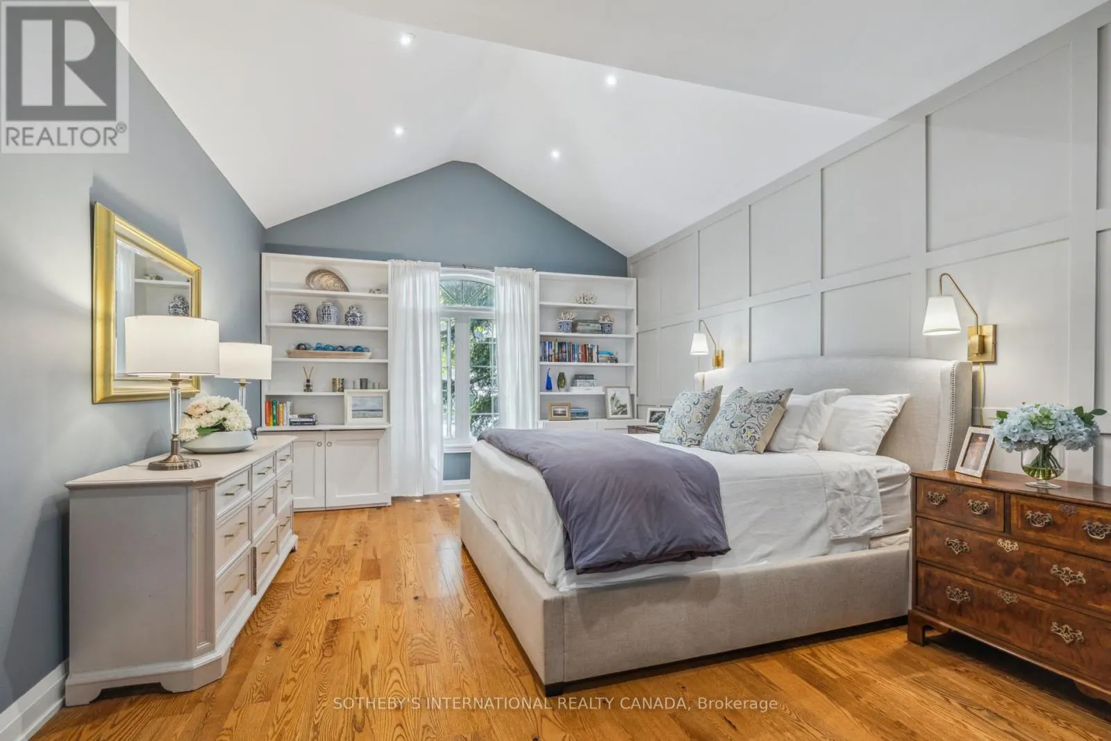 221 CARLINI COURT