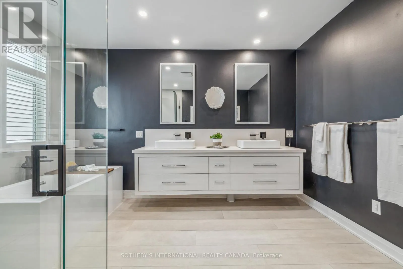 221 CARLINI COURT