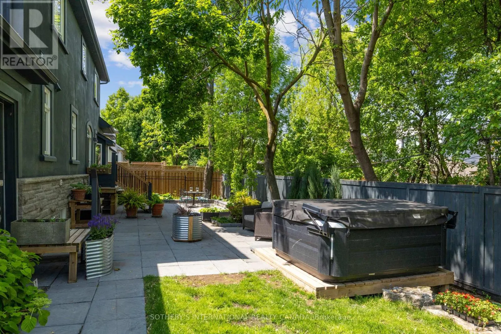 221 CARLINI COURT