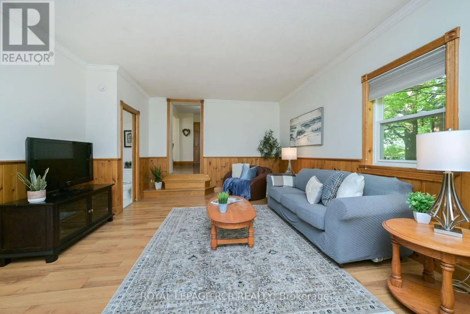 12 THIRD AVENUE