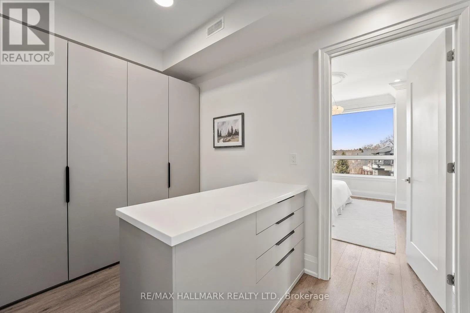 129 HIGH STREET W