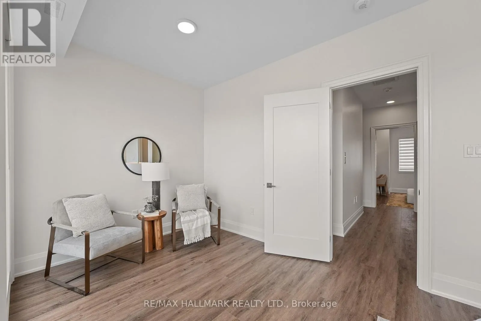 129 HIGH STREET W