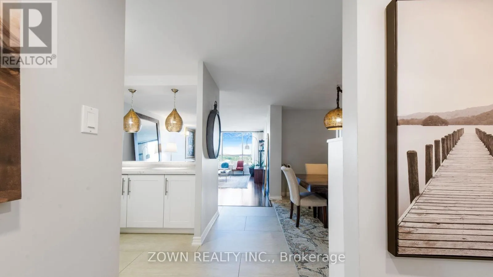 2210 - 10 MARTHA EATON WAY