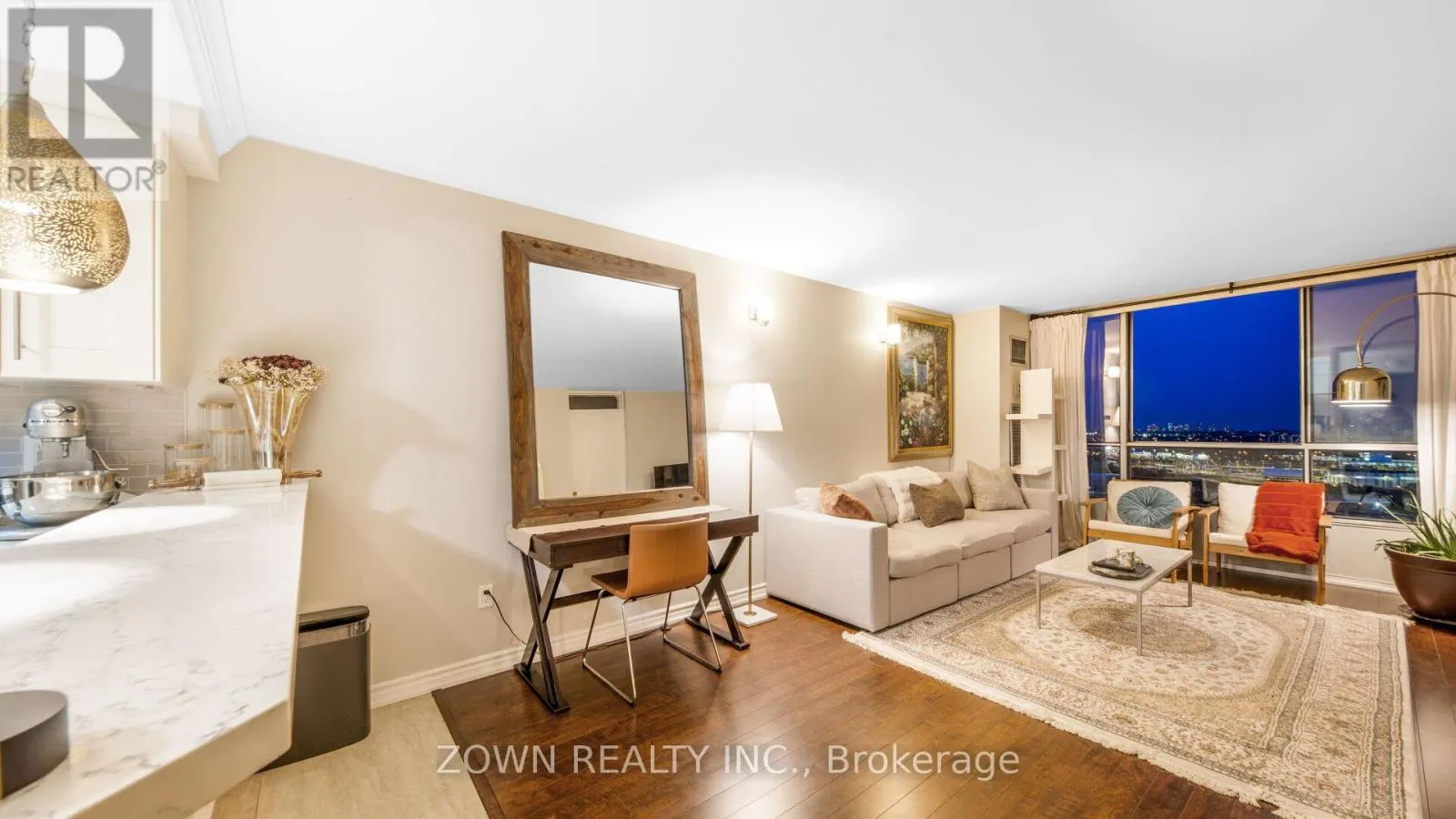 2210 - 10 MARTHA EATON WAY