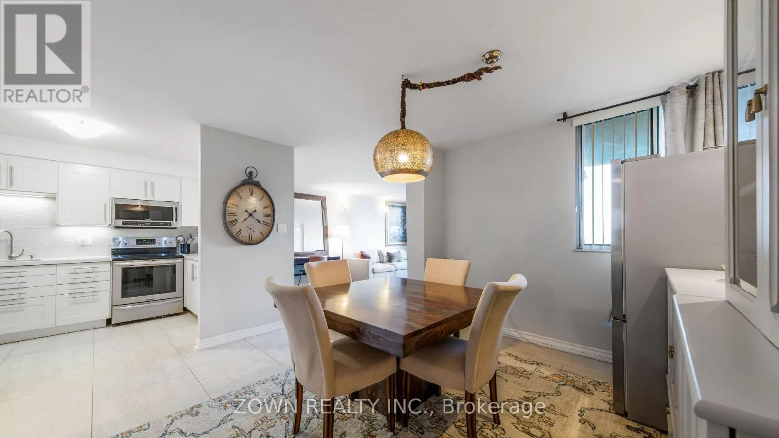 2210 - 10 MARTHA EATON WAY