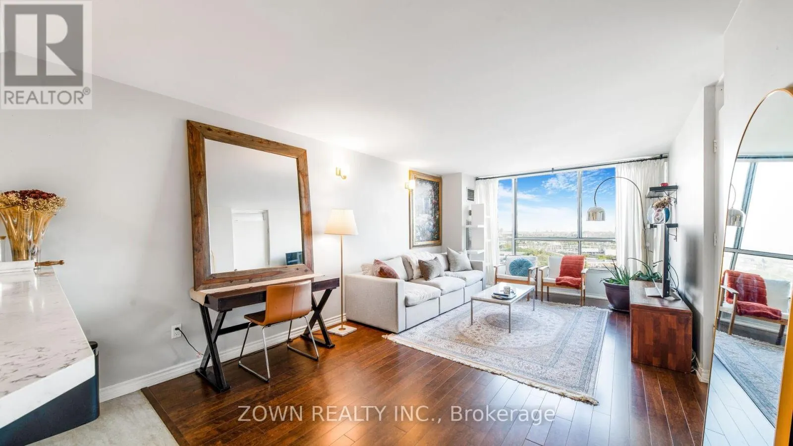 2210 - 10 MARTHA EATON WAY