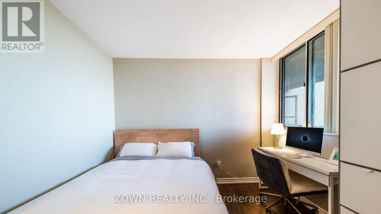 2210 - 10 MARTHA EATON WAY