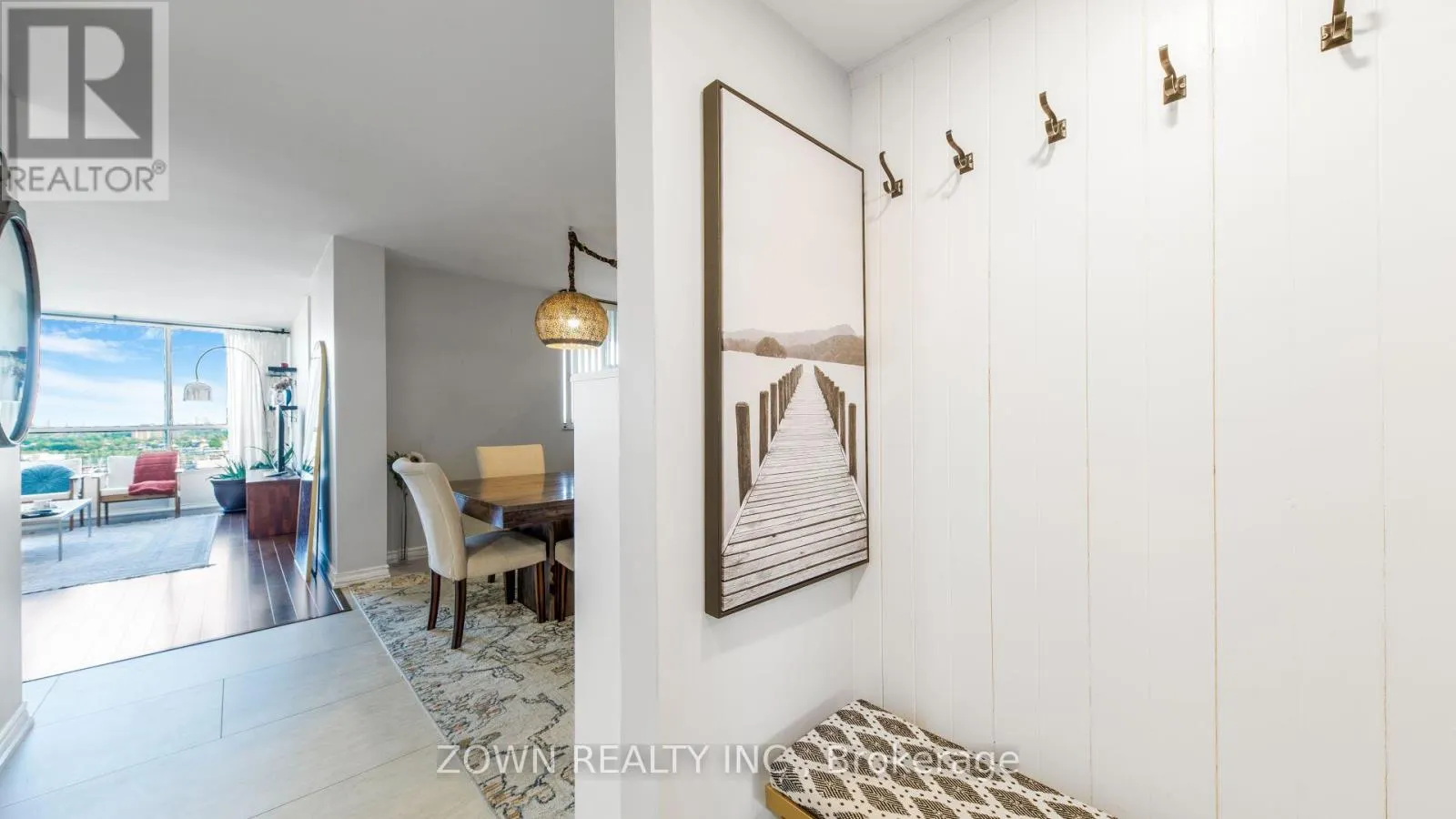 2210 - 10 MARTHA EATON WAY