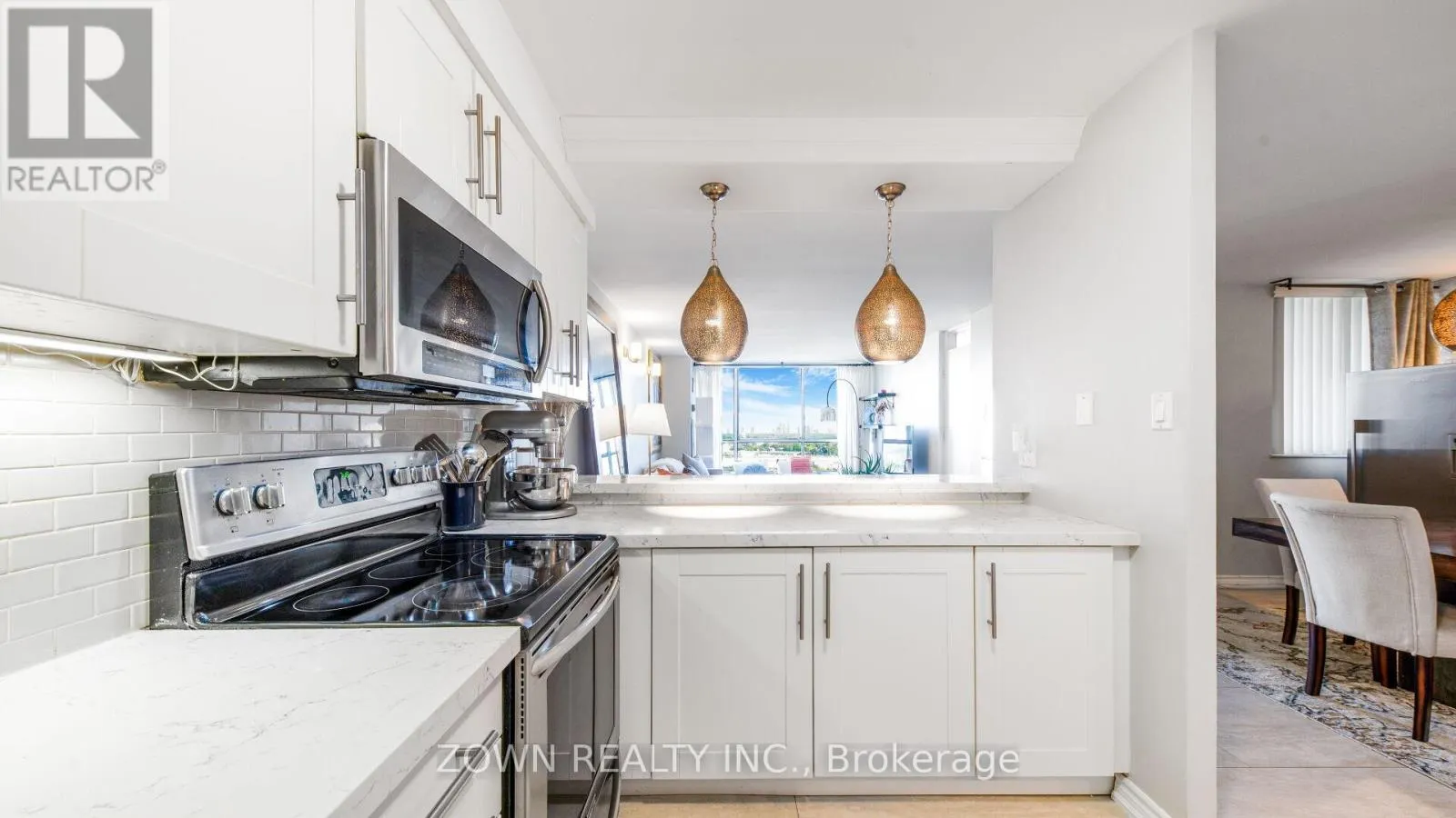 2210 - 10 MARTHA EATON WAY