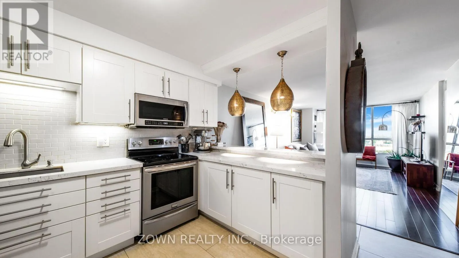 2210 - 10 MARTHA EATON WAY