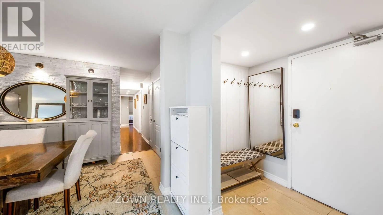2210 - 10 MARTHA EATON WAY