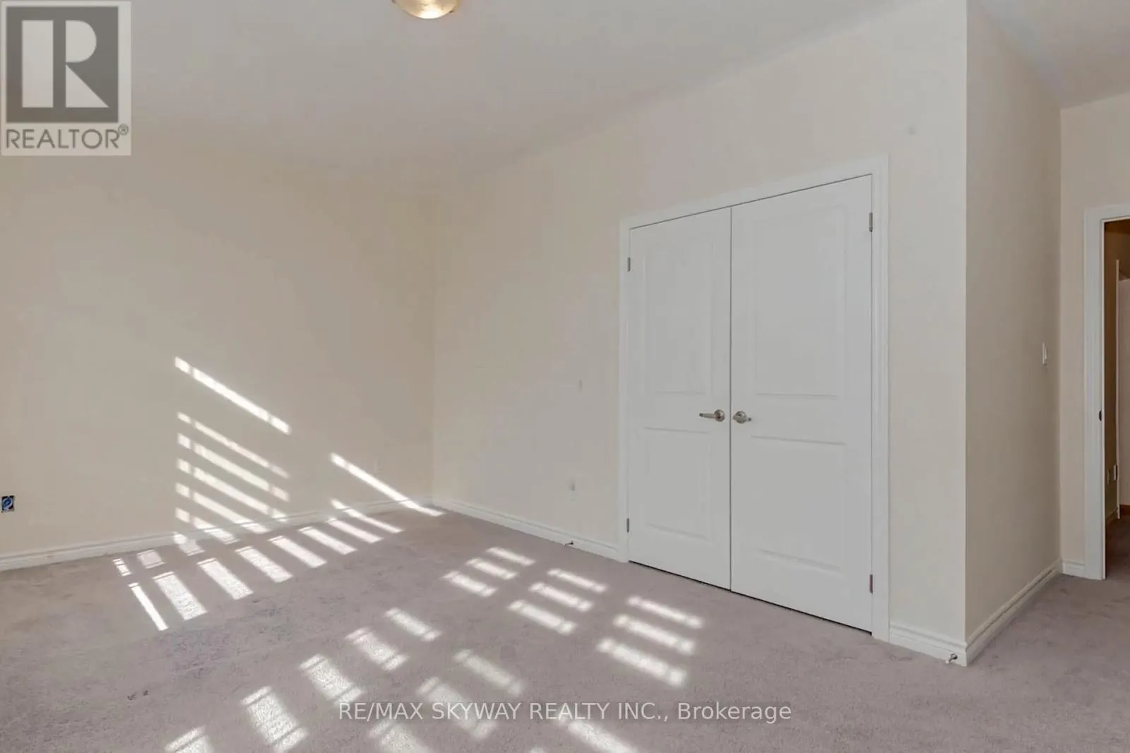 29 THORNVALLEY TERRACE W