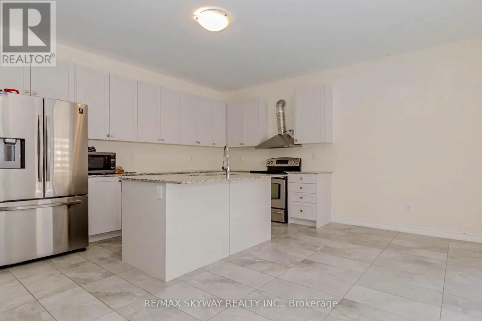 29 THORNVALLEY TERRACE W