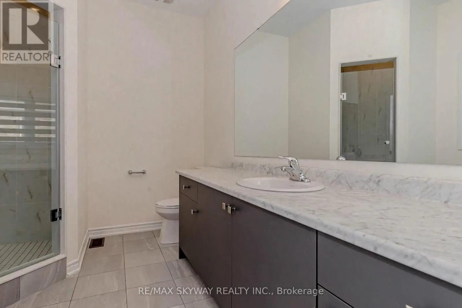 29 THORNVALLEY TERRACE W