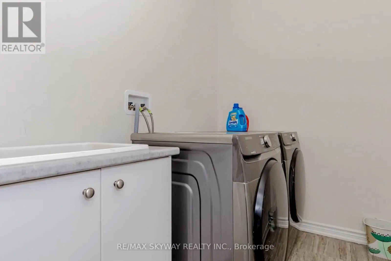 29 THORNVALLEY TERRACE W