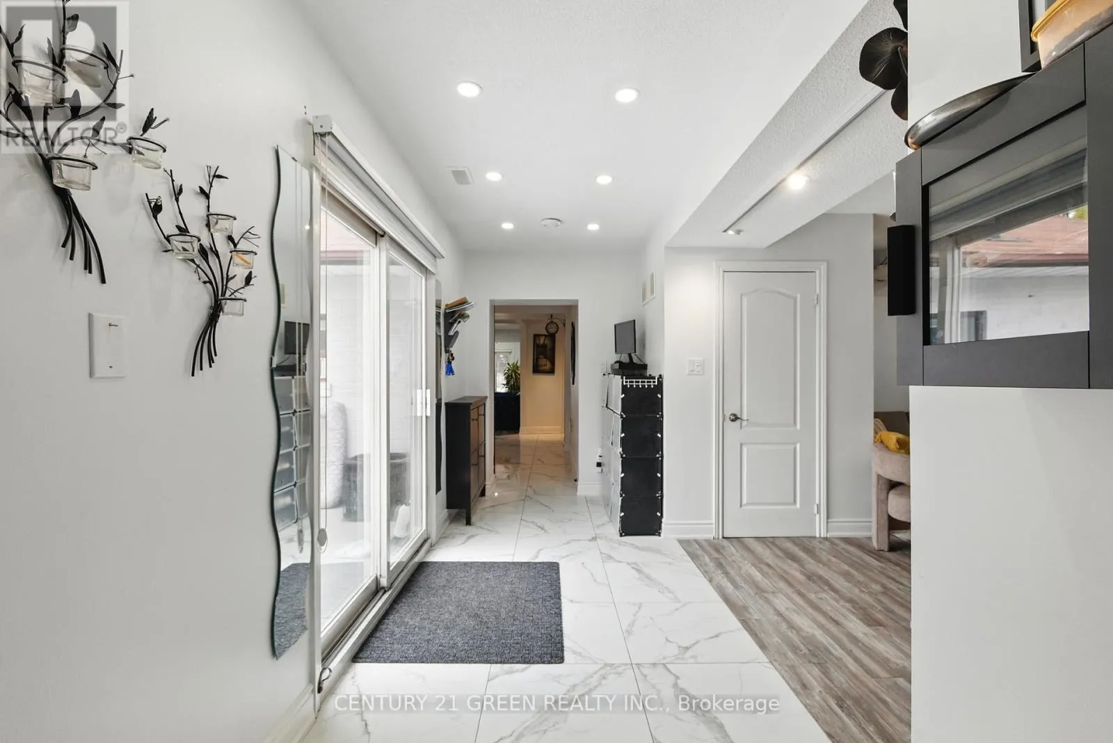 7649 REDSTONE ROAD