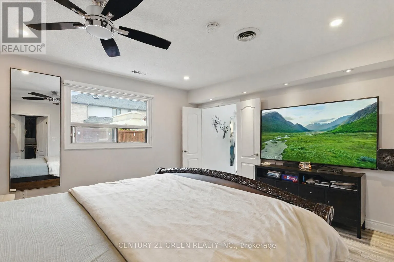 7649 REDSTONE ROAD