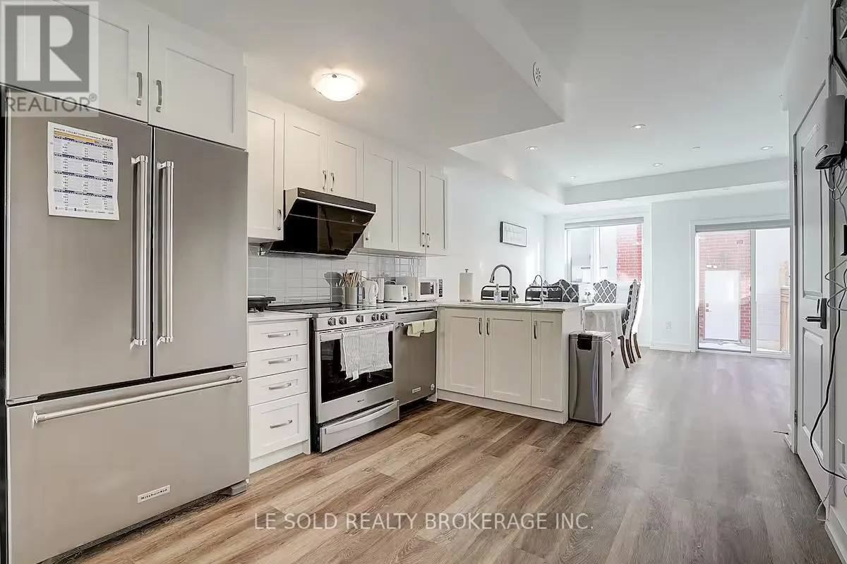 2ND FLOOR ROOM #2W - 89 FREDERICK TISDALE DRIVE
