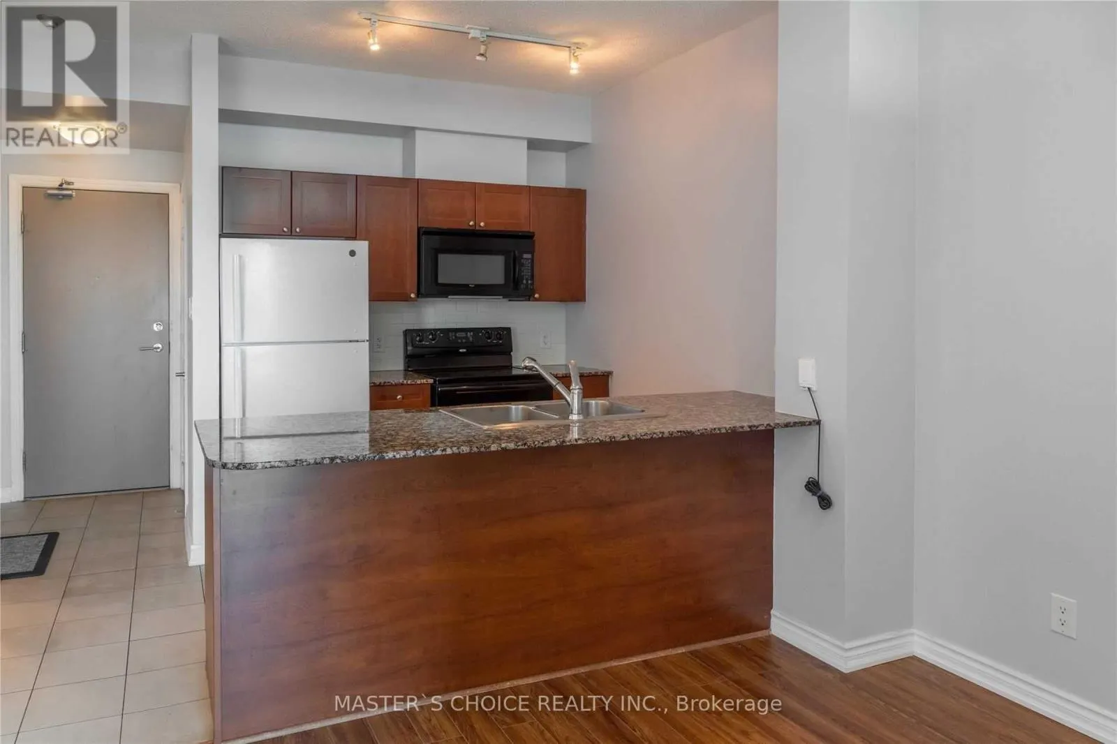 2905 - 3525 KARIYA DRIVE