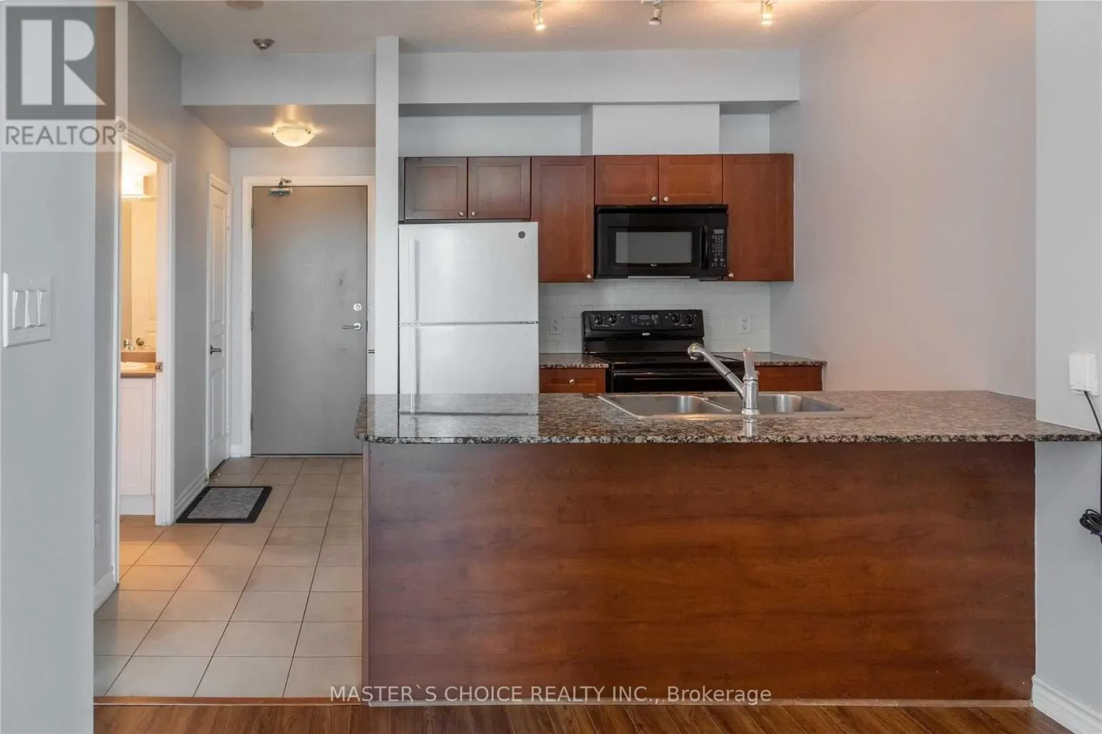 2905 - 3525 KARIYA DRIVE