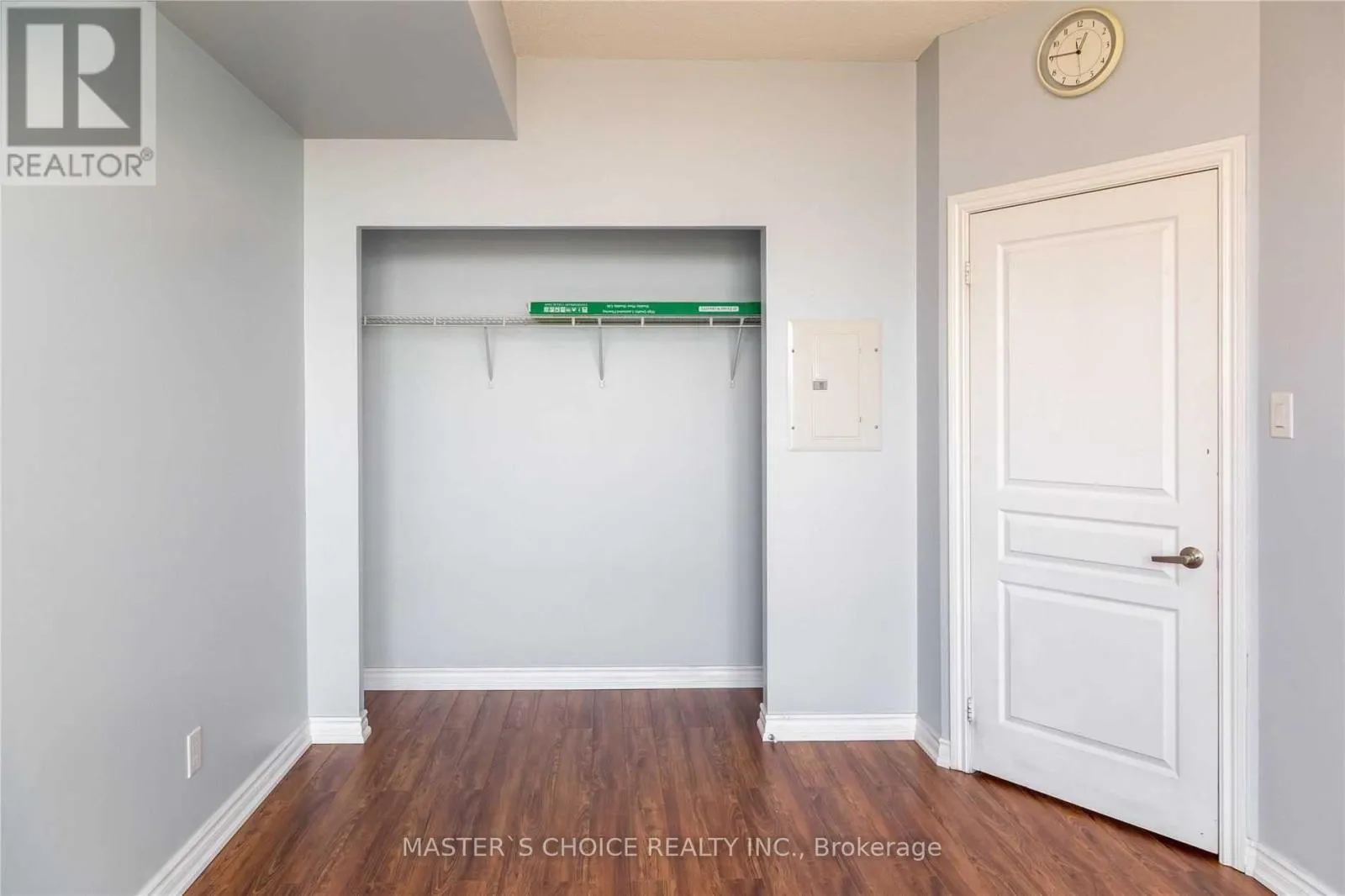 2905 - 3525 KARIYA DRIVE
