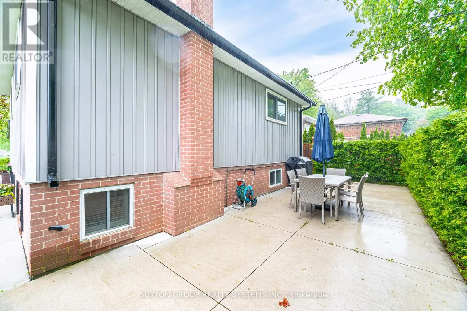 175 CONNAUGHT CRESCENT