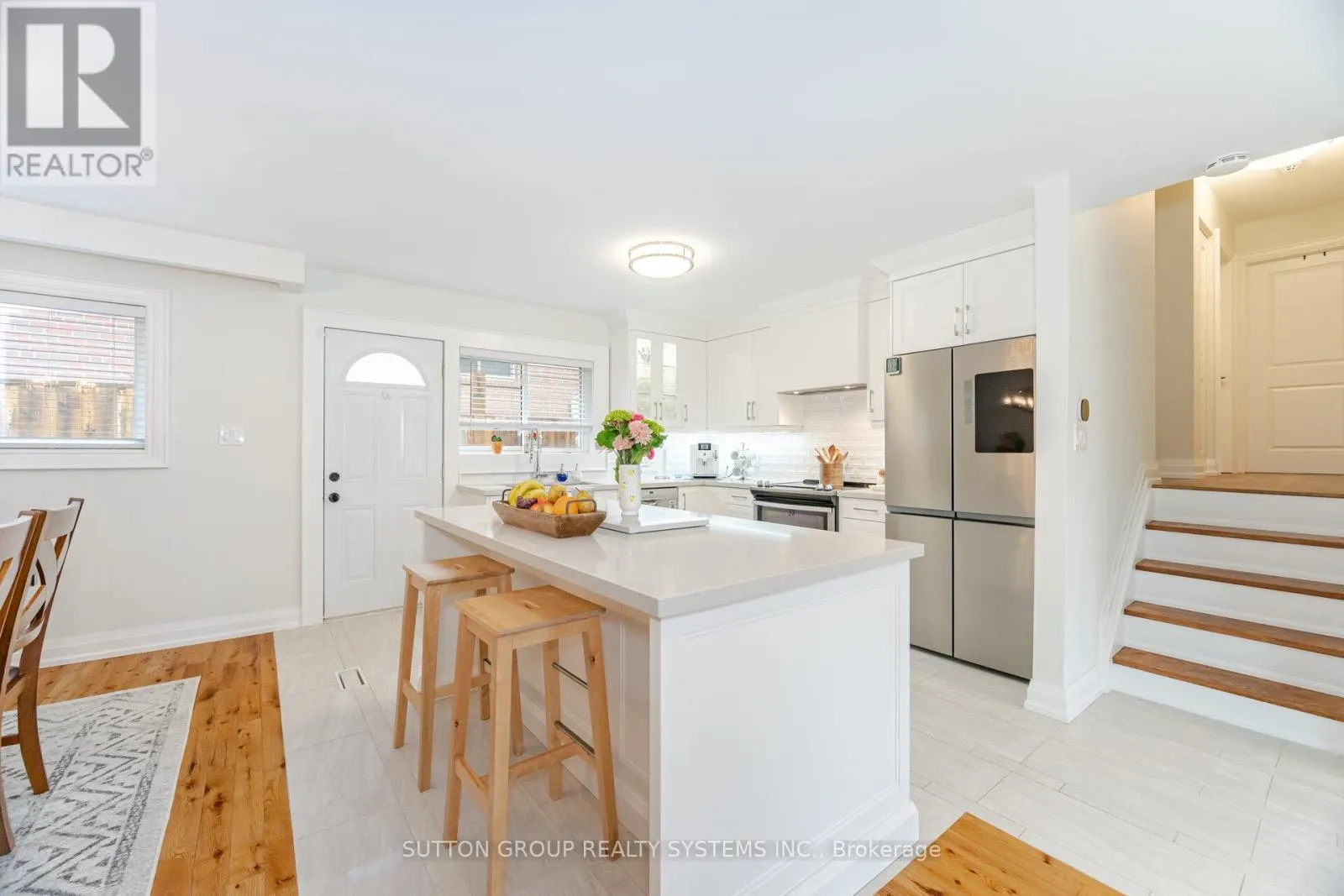 175 CONNAUGHT CRESCENT
