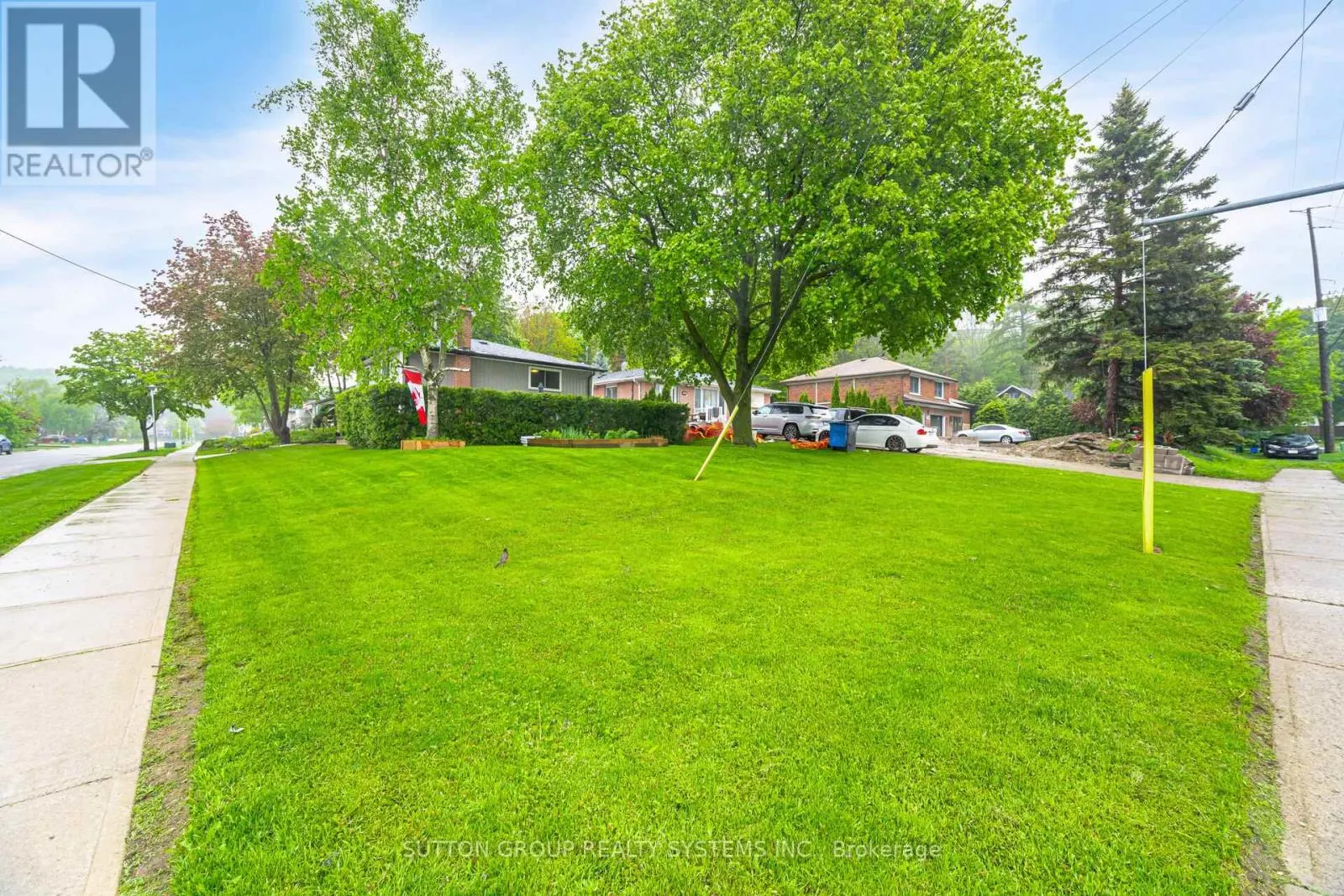 175 CONNAUGHT CRESCENT