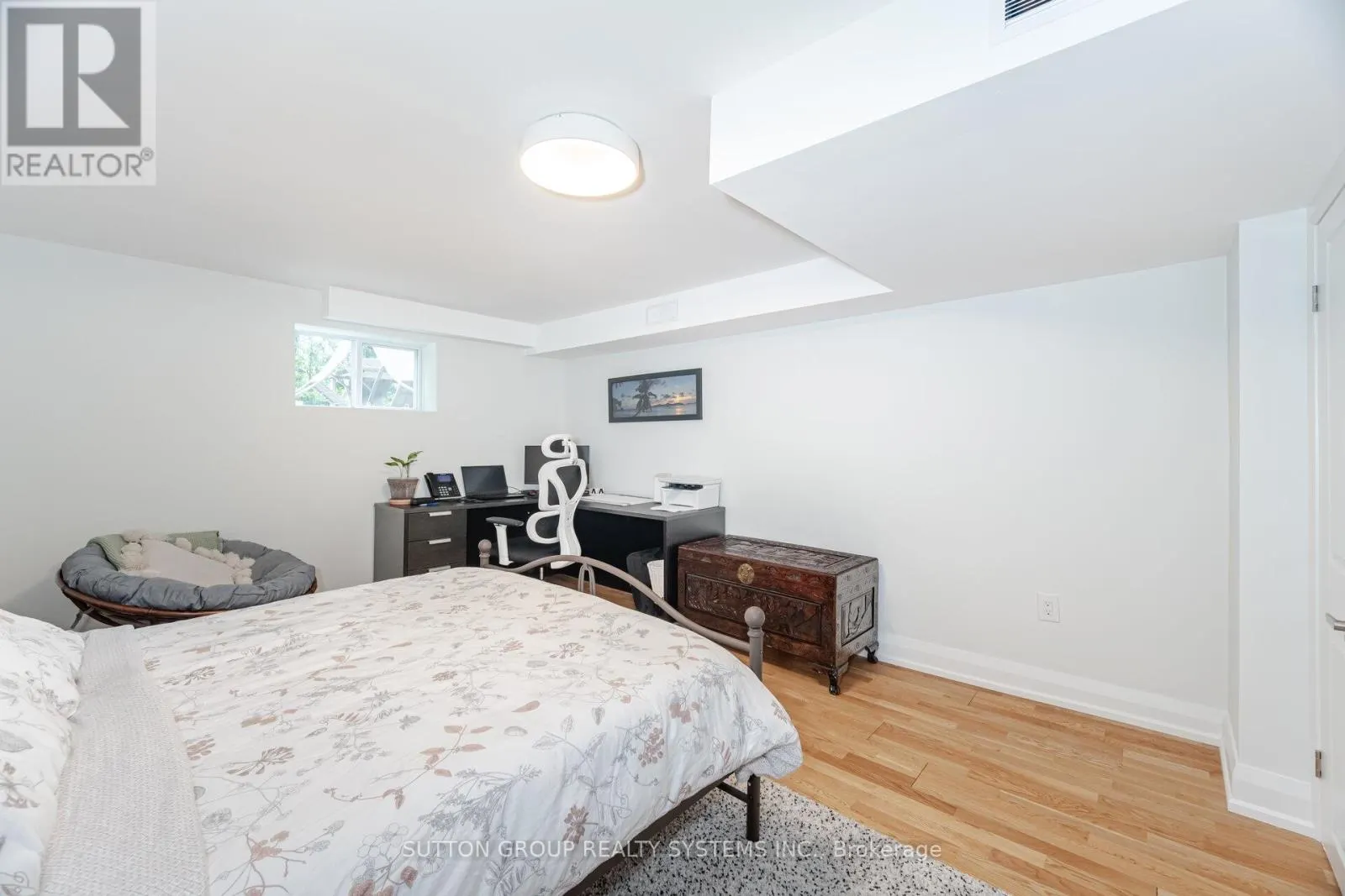 175 CONNAUGHT CRESCENT