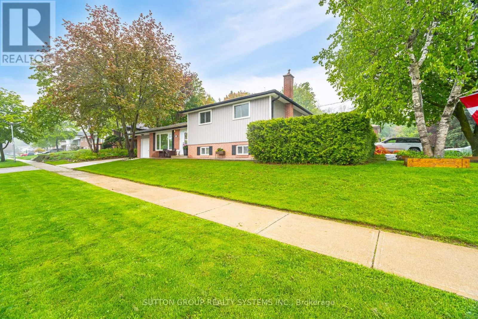 175 CONNAUGHT CRESCENT