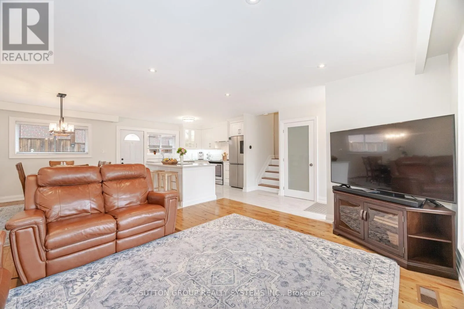175 CONNAUGHT CRESCENT